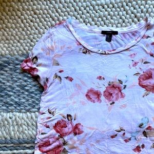 White and pink rose patter cotton t-shirt